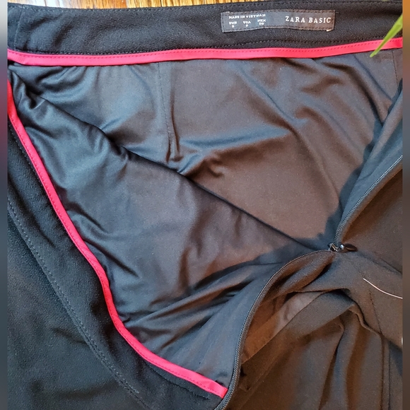 Zara NWT Solid Ruched Asymmetrical Hem Skirt Black - Picture 6 of 6